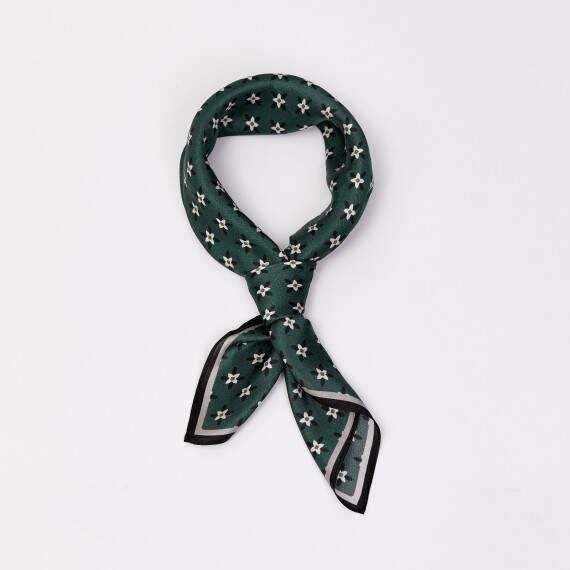 Women's emerald silk handkerchief(081c75f1-4379-11ef-9a4e-00155d004616) photo 2