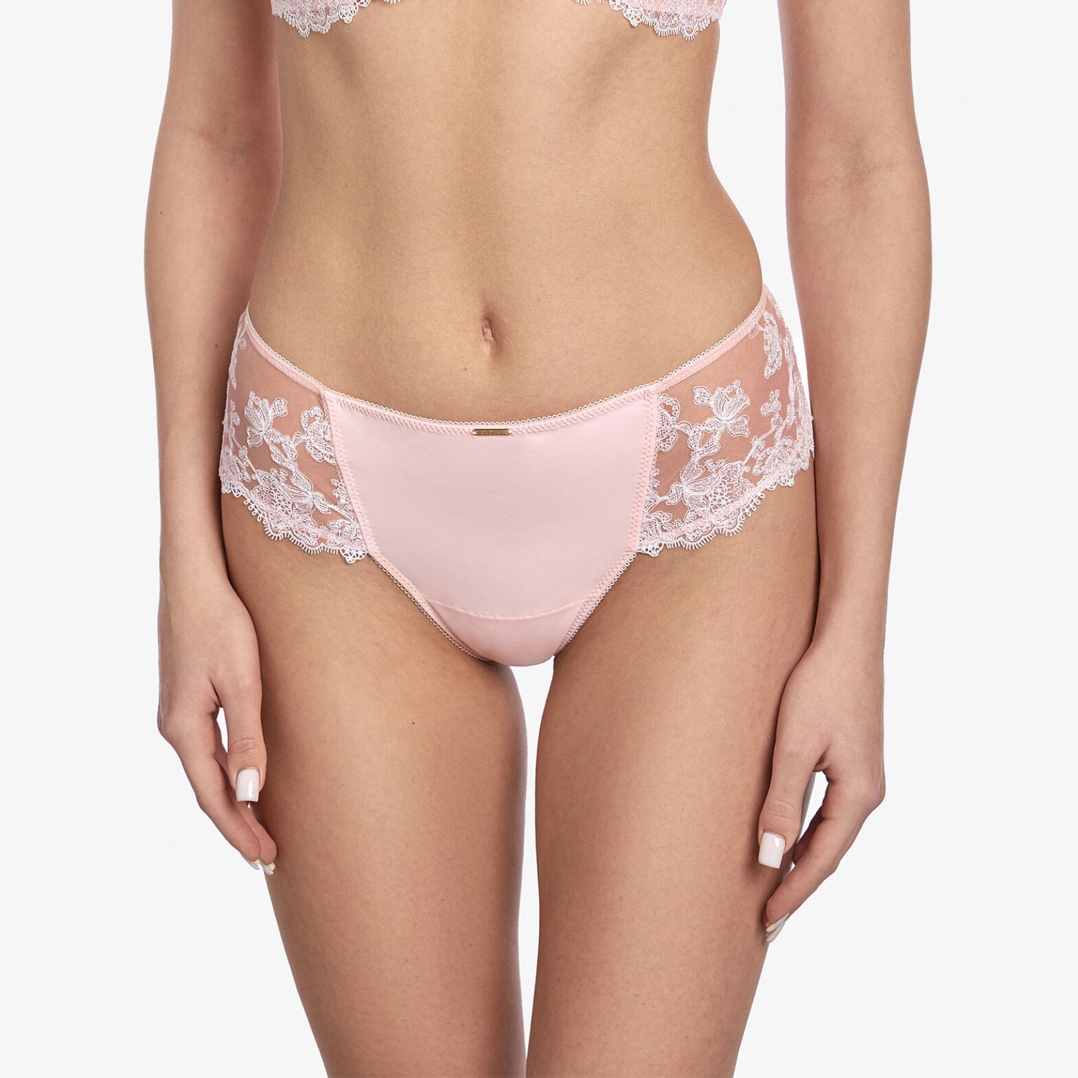 FLEUR C 179(0d76635a-7bd3-11ef-b108-00155d004616) photo 2