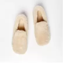 Homemade slippers made of  artificial plush milky(e0fb7102-058b-11f0-ad23-00155d004616) photo 2