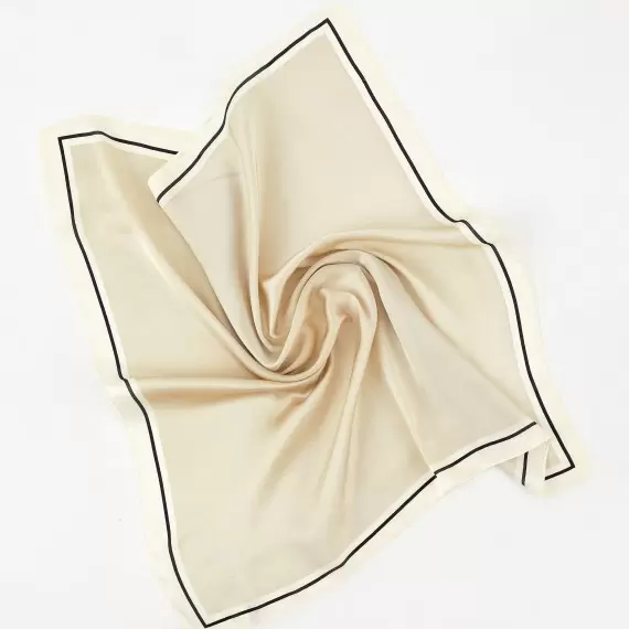 Gentle Champagne Women's Kerchief(fb69e953-da6b-11f0-b42c-00155d004616) photo 3