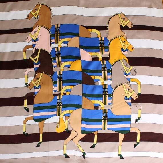 Косинка жіноча текстильна з зображенням коней(15ec847b-c46b-11ec-8a93-00155d004615) фото 3