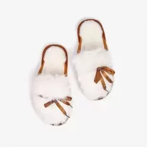 Homemade fur slippers with a bow(0ada33b7-06a9-11ee-846e-00155d004615) photo 2